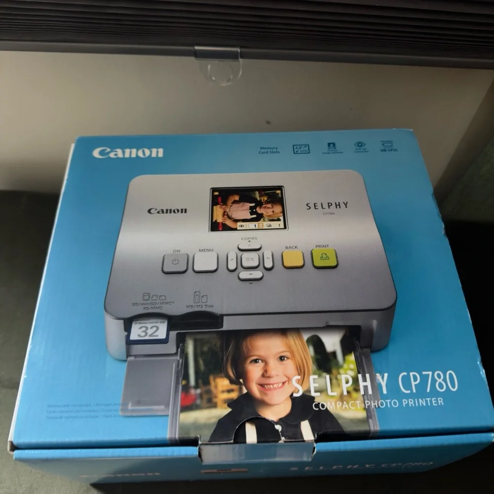 NEW Canon SELPHY CP780 Compact Photo Printer